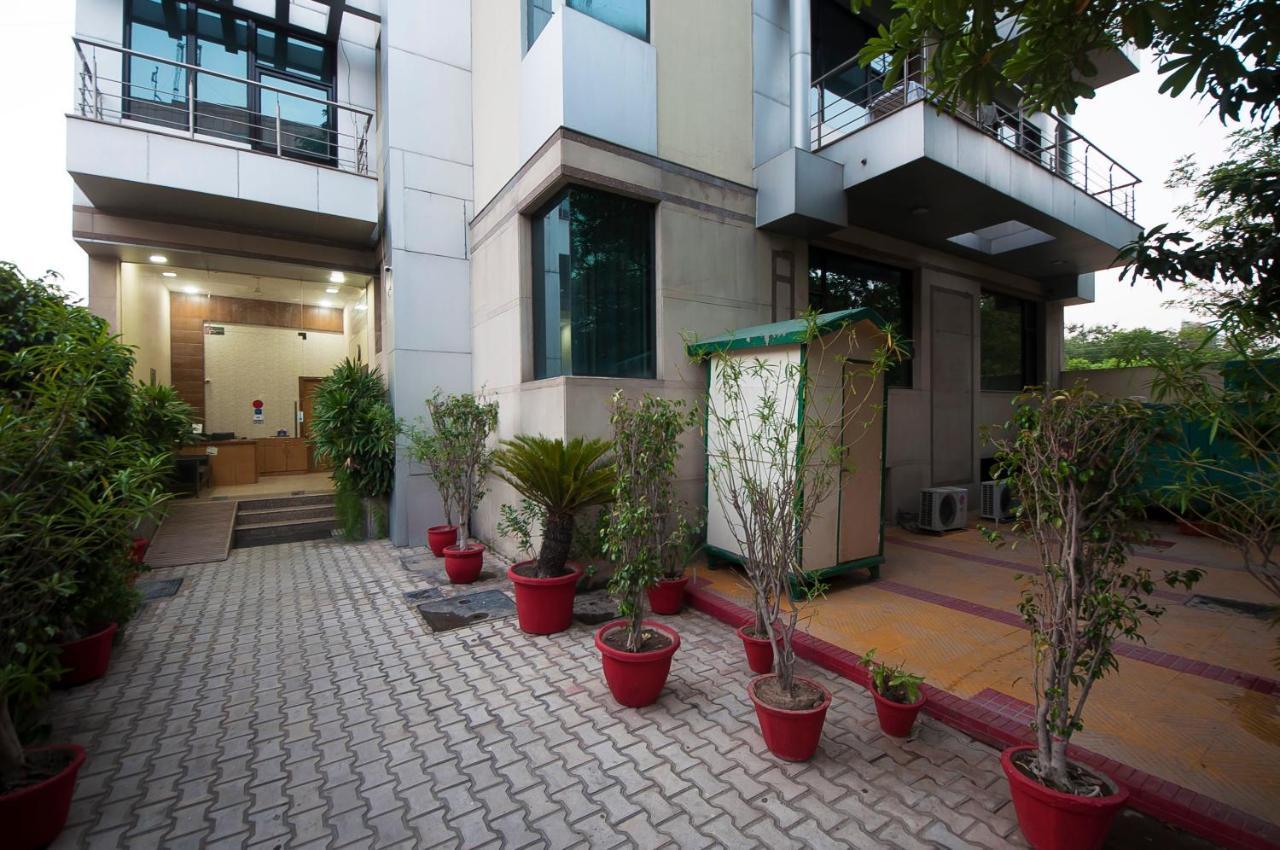 Imperial Apartment Fortis Gurgaon Buitenkant foto